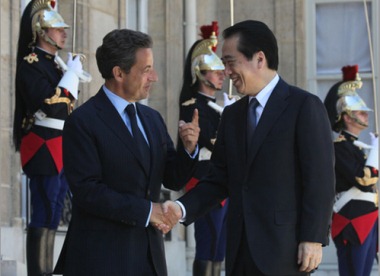 Nicolas Sarkozy and Naoto Kan in Deauville, May 2011