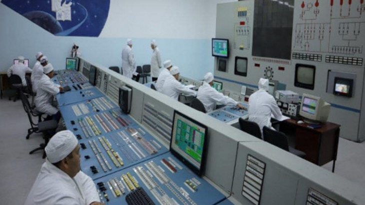 Kazakh research reactor restarts after conversion to LEU