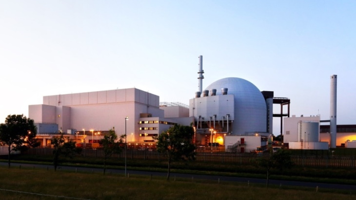 Three German reactors cease operation