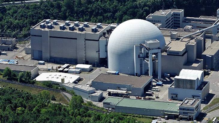 Tributes paid as Germany's last nuclear plants close