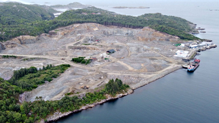 Norwegian towns take stakes in nuclear project company