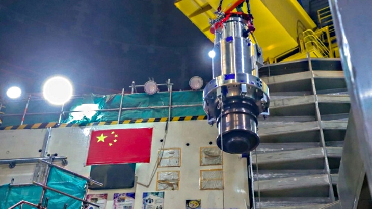 First main pump installed in Chinese SMR