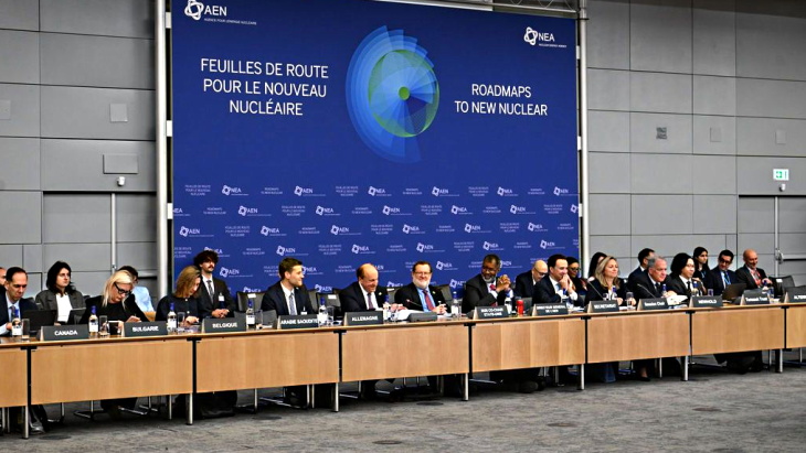 Industry groups call for governments commitment for nuclear growth