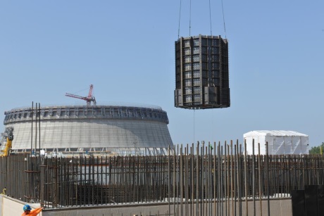 Reactor vessel cavity installed at Vogtle 4 - World Nuclear News