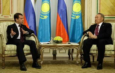 Presidents Medvedev and Nazarbayev (Image: Presidency of Russia)